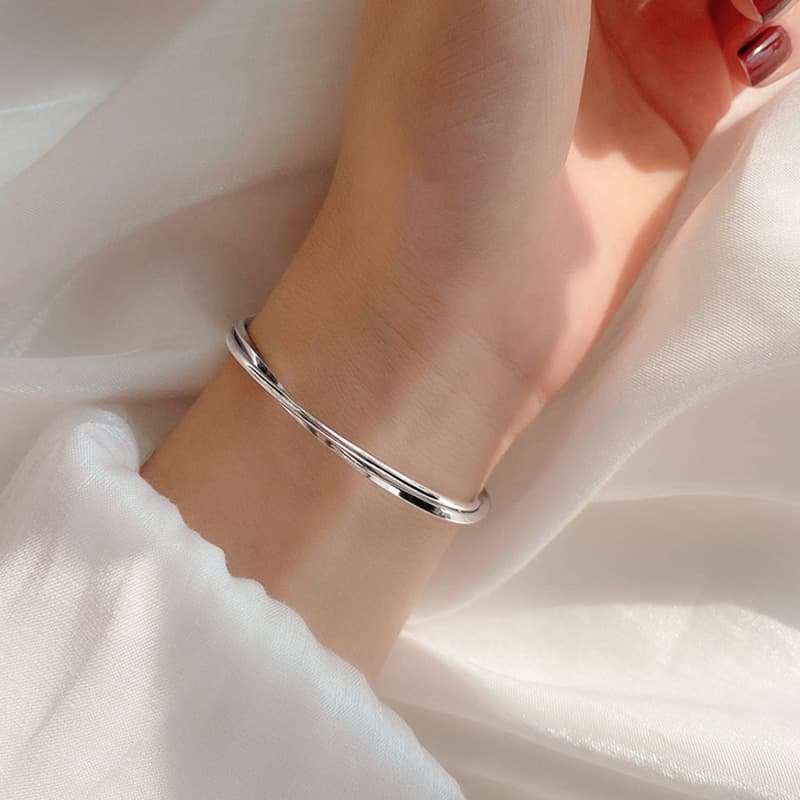 TRUE ME браслеты женские