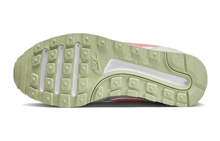 Nike MD Valiant GS «Бело-розовый взгляд»