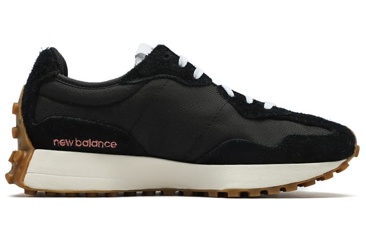 Женские кроссовки New Balance 327 «Black White Gum»