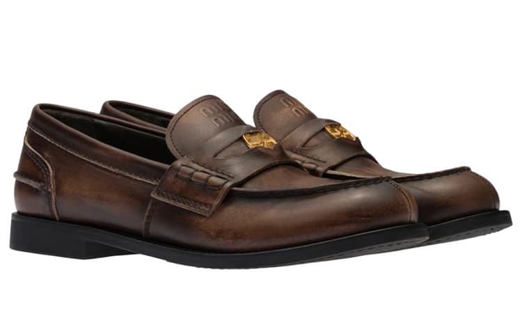 MIU Кожаные лоферы MIU с тиснением логотипа