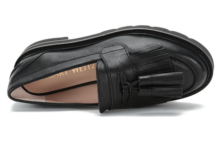 stuart weitzman кожаные лоферы с кисточками