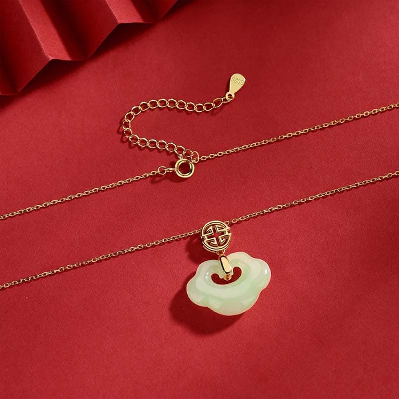 YINCHIE Ожерелья из бледно-зеленовато-белого нефрита женские