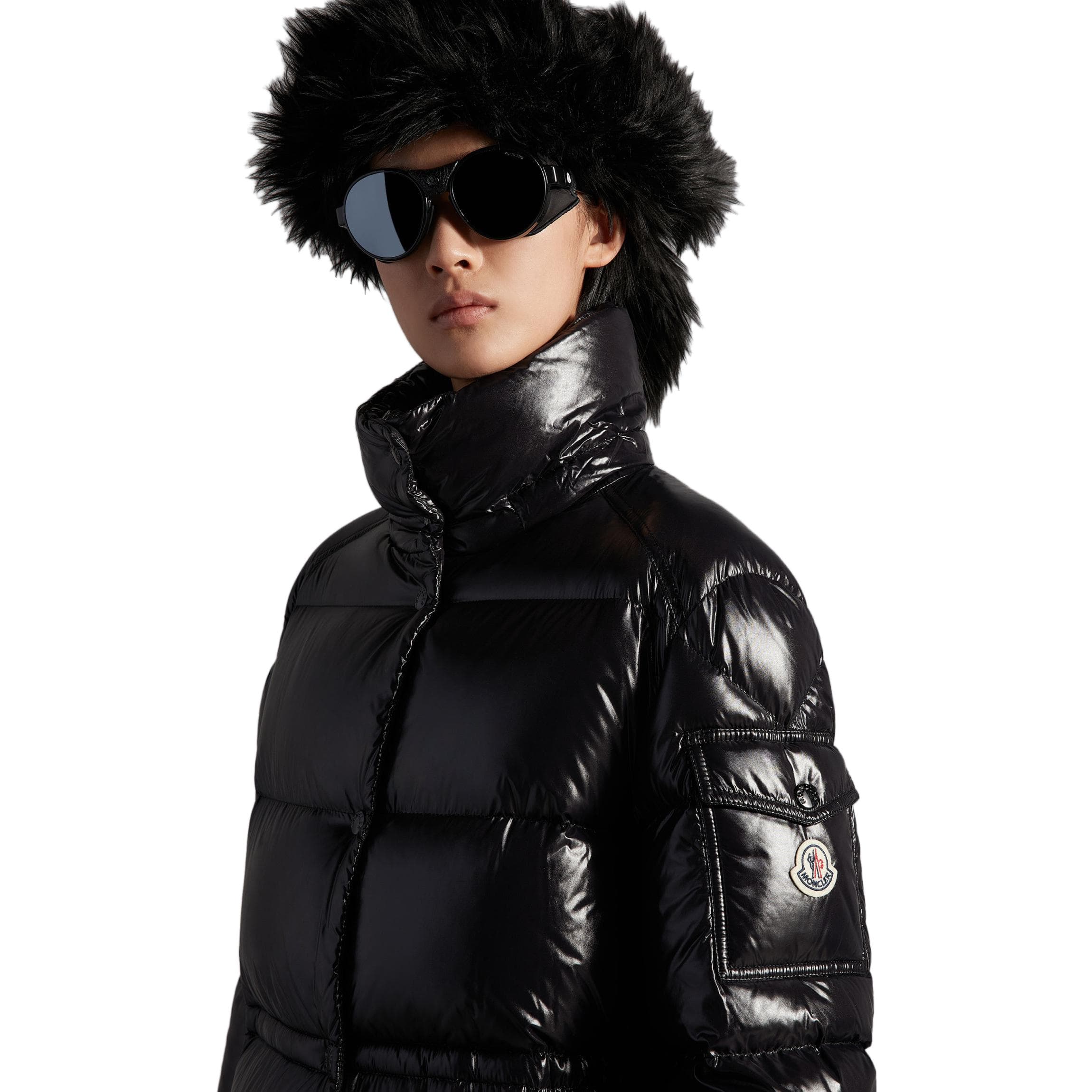 Moncler Длинный пуховик с капюшоном