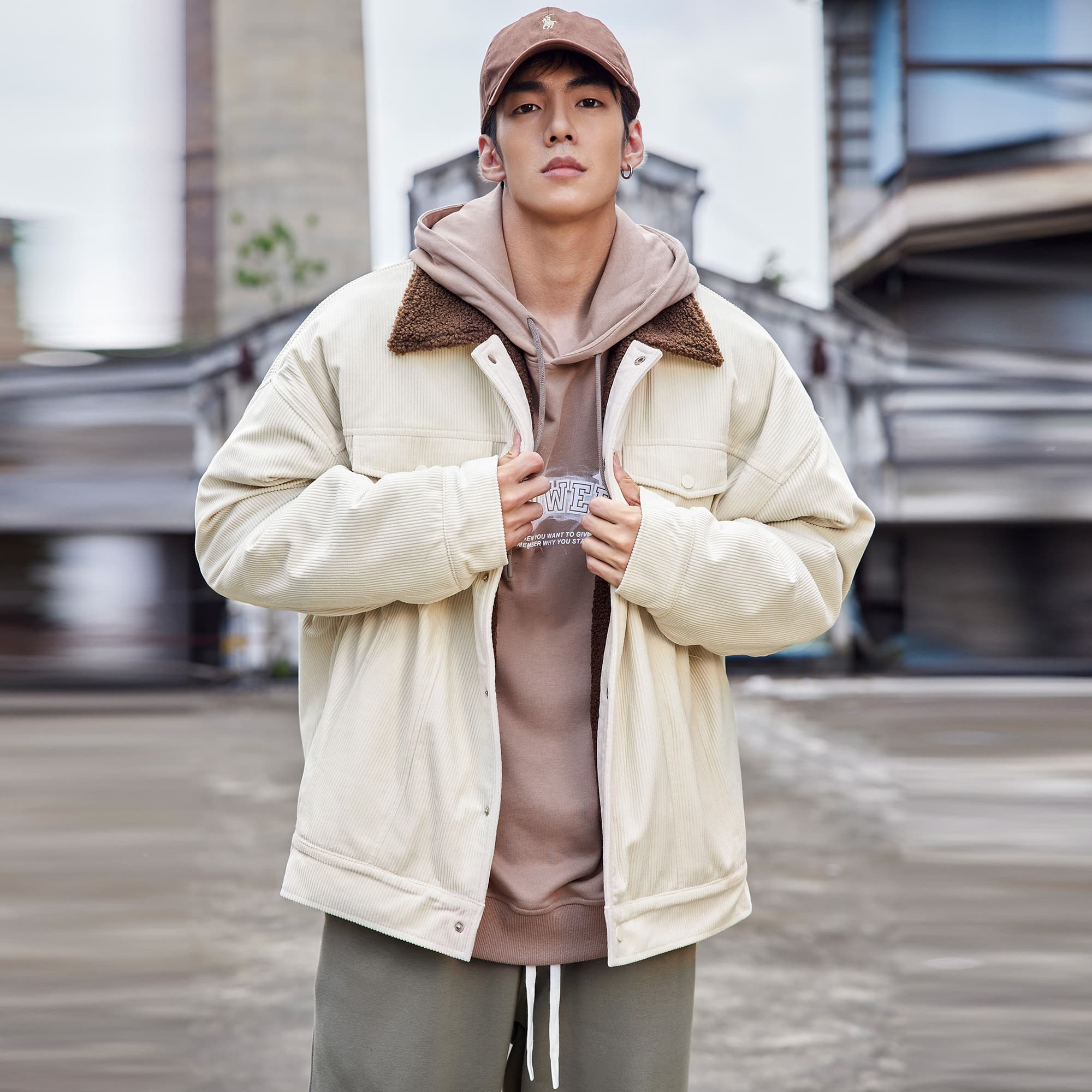 BD.POWER UP+ Бархатное пальто унисекс