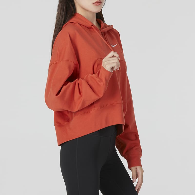 Толстовки Nike женские красные