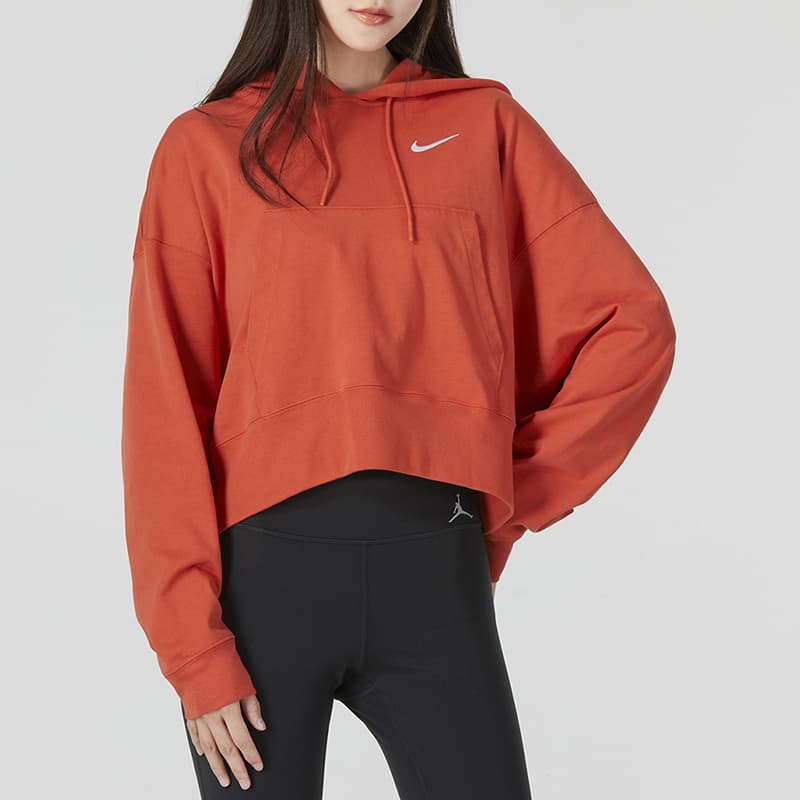 Толстовки Nike женские красные