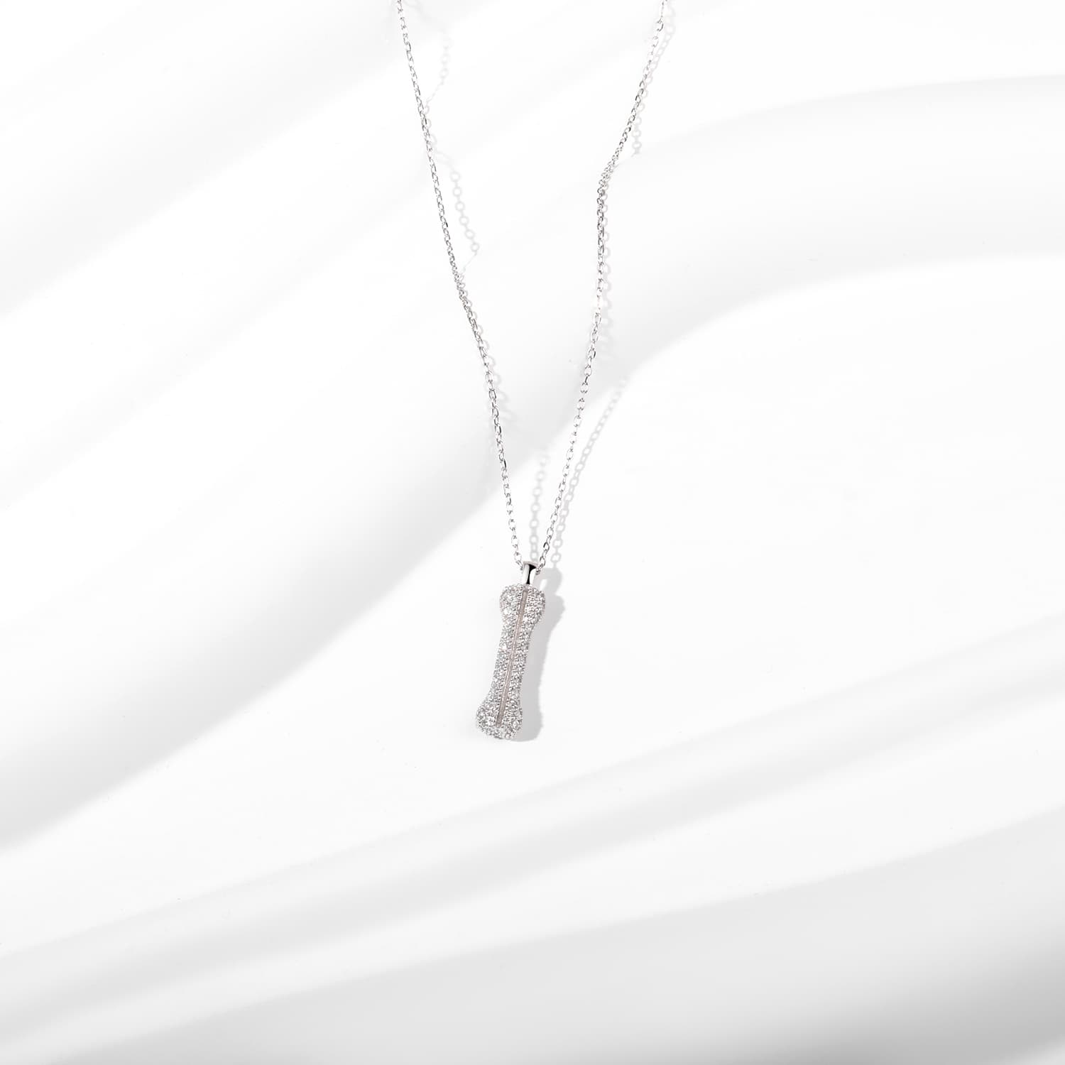 Женские серебряные ожерелья AWD S925