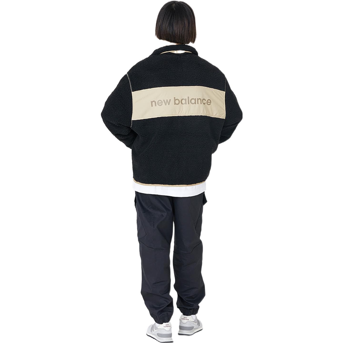 Женское бархатное пальто New Balance, черное