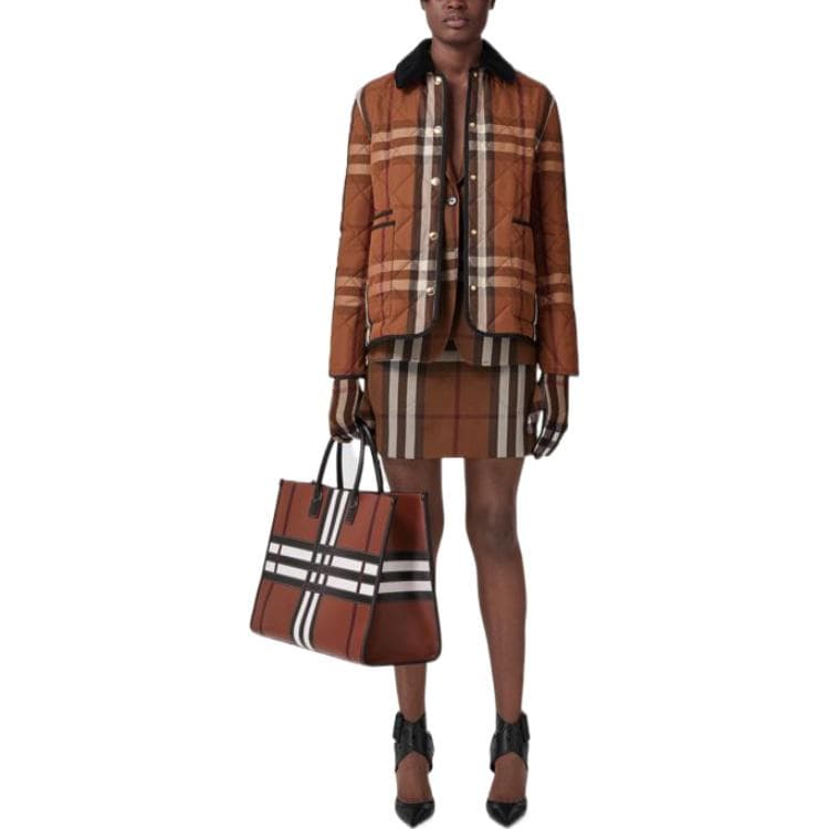 Burberry FW22 Куртки Пальто женские коричневые