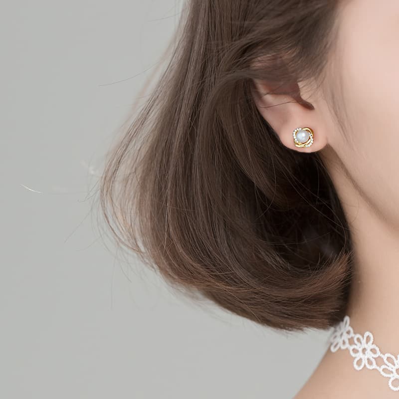 Женские серьги-гвоздики SENDME с пресноводным жемчугом