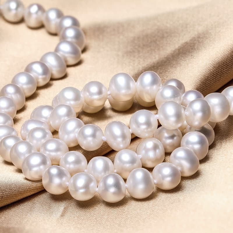 PEARL QUEEN Жемчужные ожерелья женские