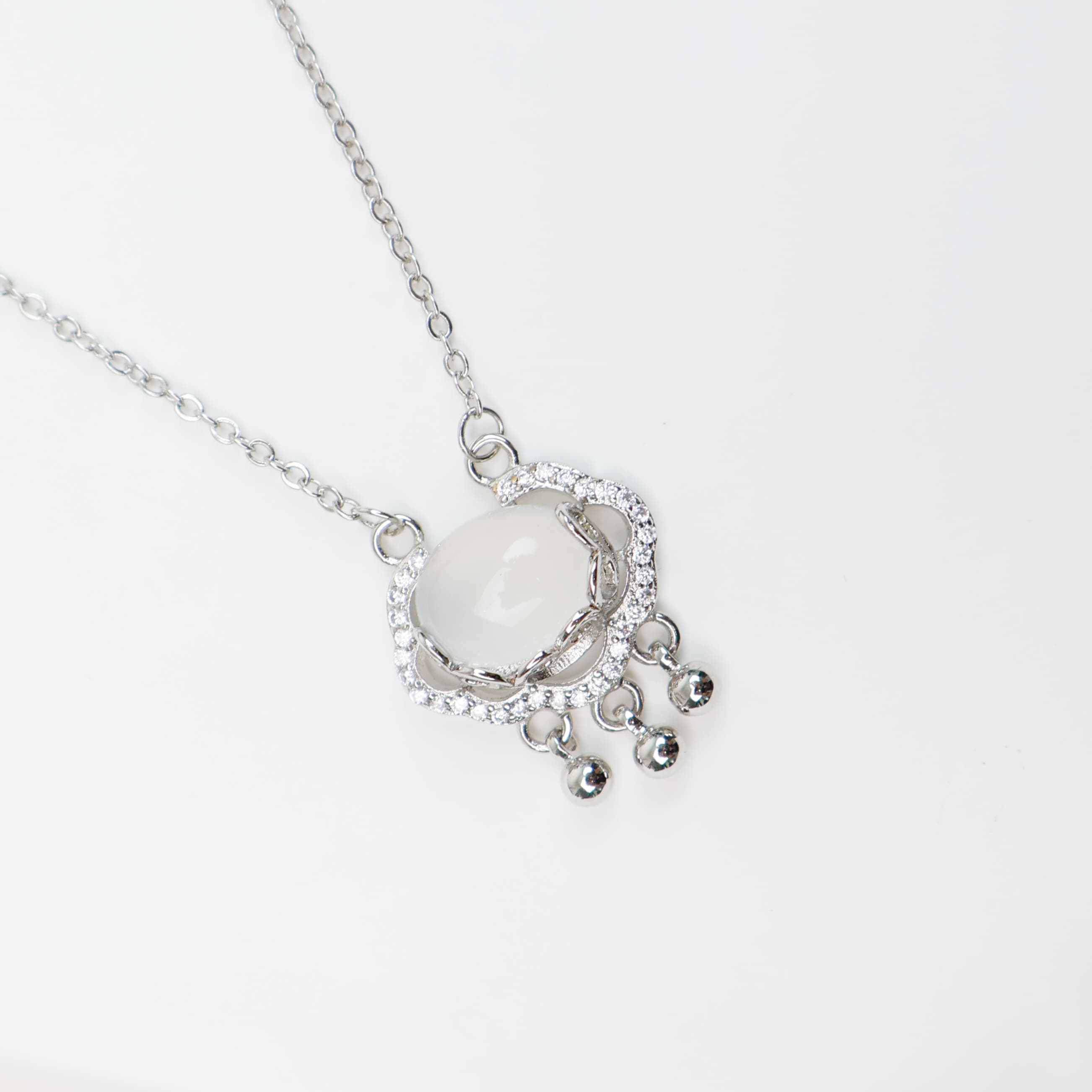 IOTS посеребренные ожерелья женские