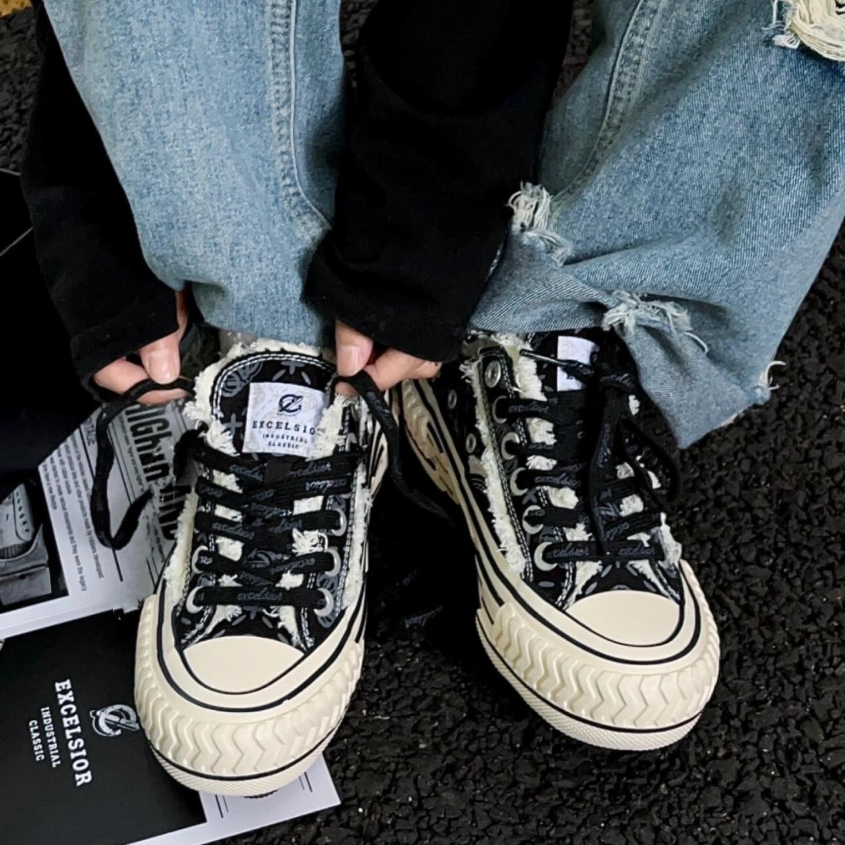 Excelsior Viennetta Твидовые парусиновые туфли унисекс с низким берцем цвета экрю