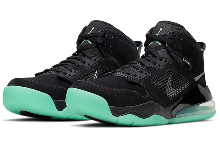 Jordan Mars 270 Black Green Glow