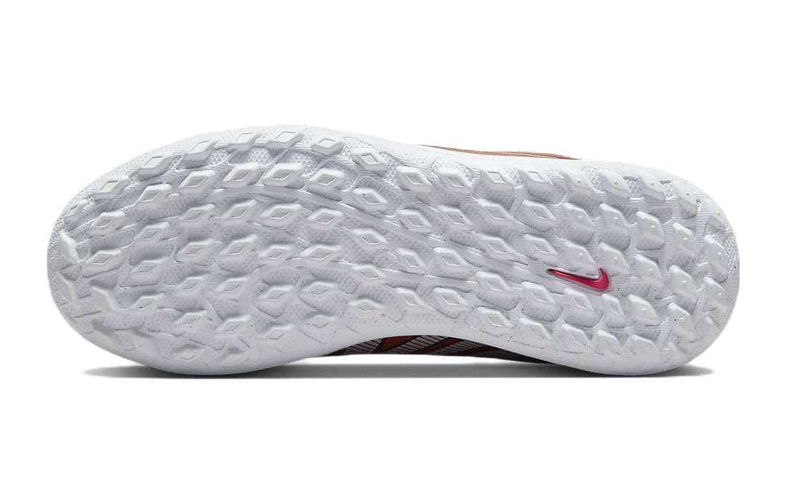 Противоскользящие амортизаторы Nike, устойчивые к истиранию. Детские футбольные бутсы средней высоты, металлические, медные.