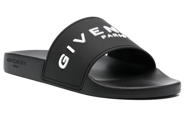 Резиновые сандалии на плоской подошве от Живанши