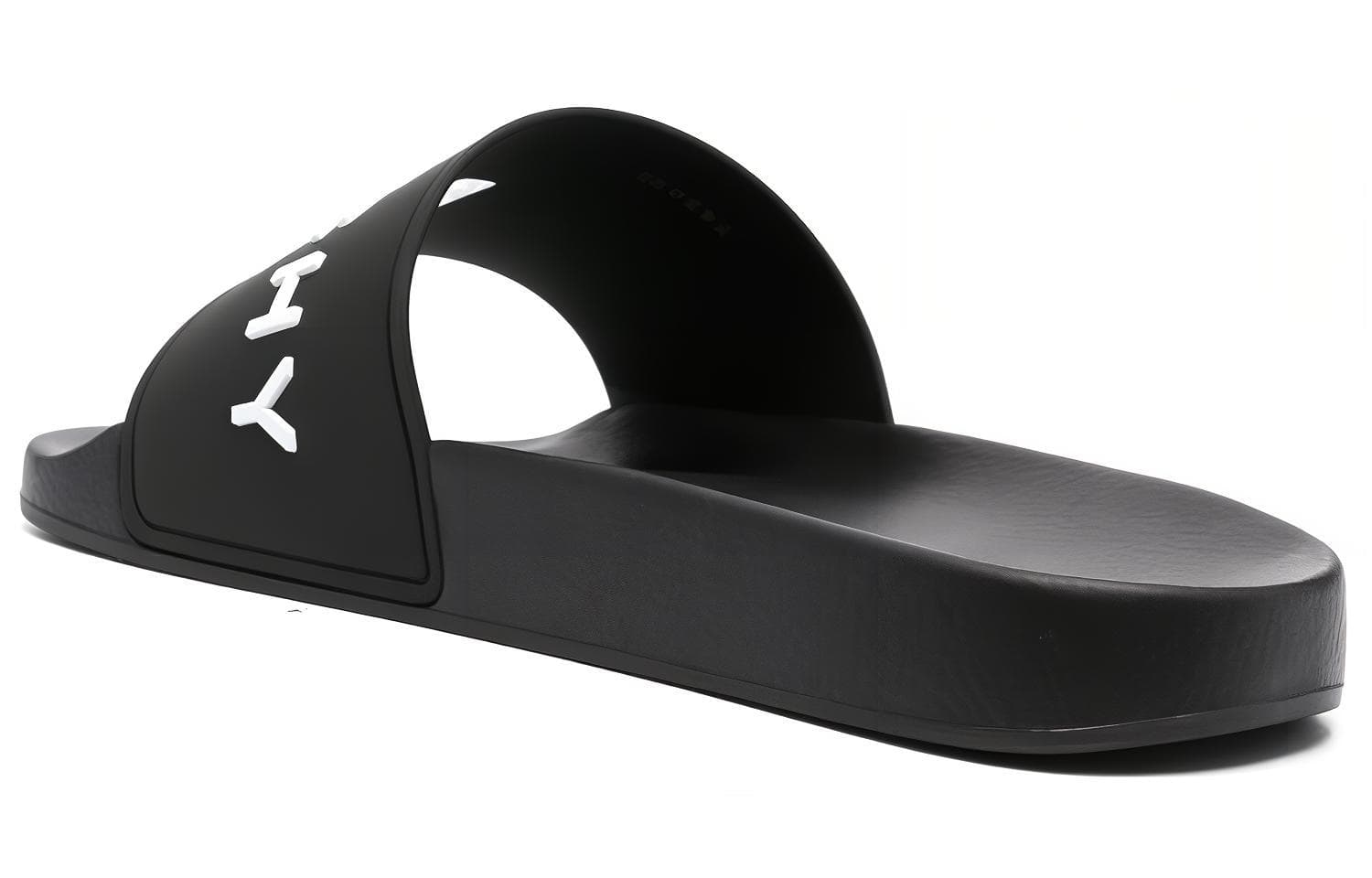 Резиновые сандалии на плоской подошве от Живанши