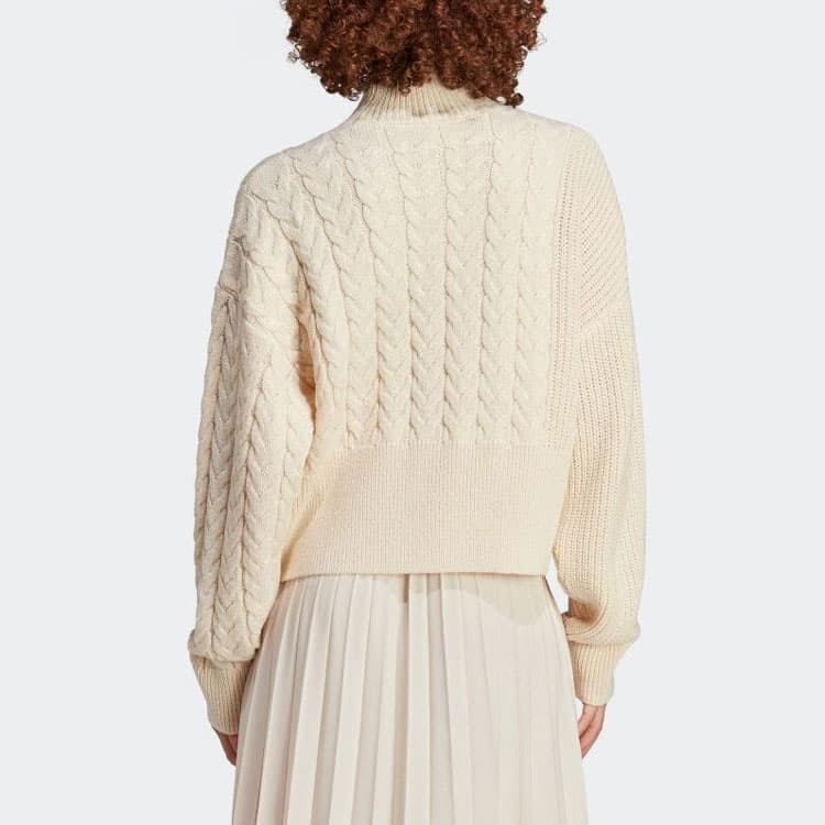 Женский свитер Adidas Originals цвета экрю