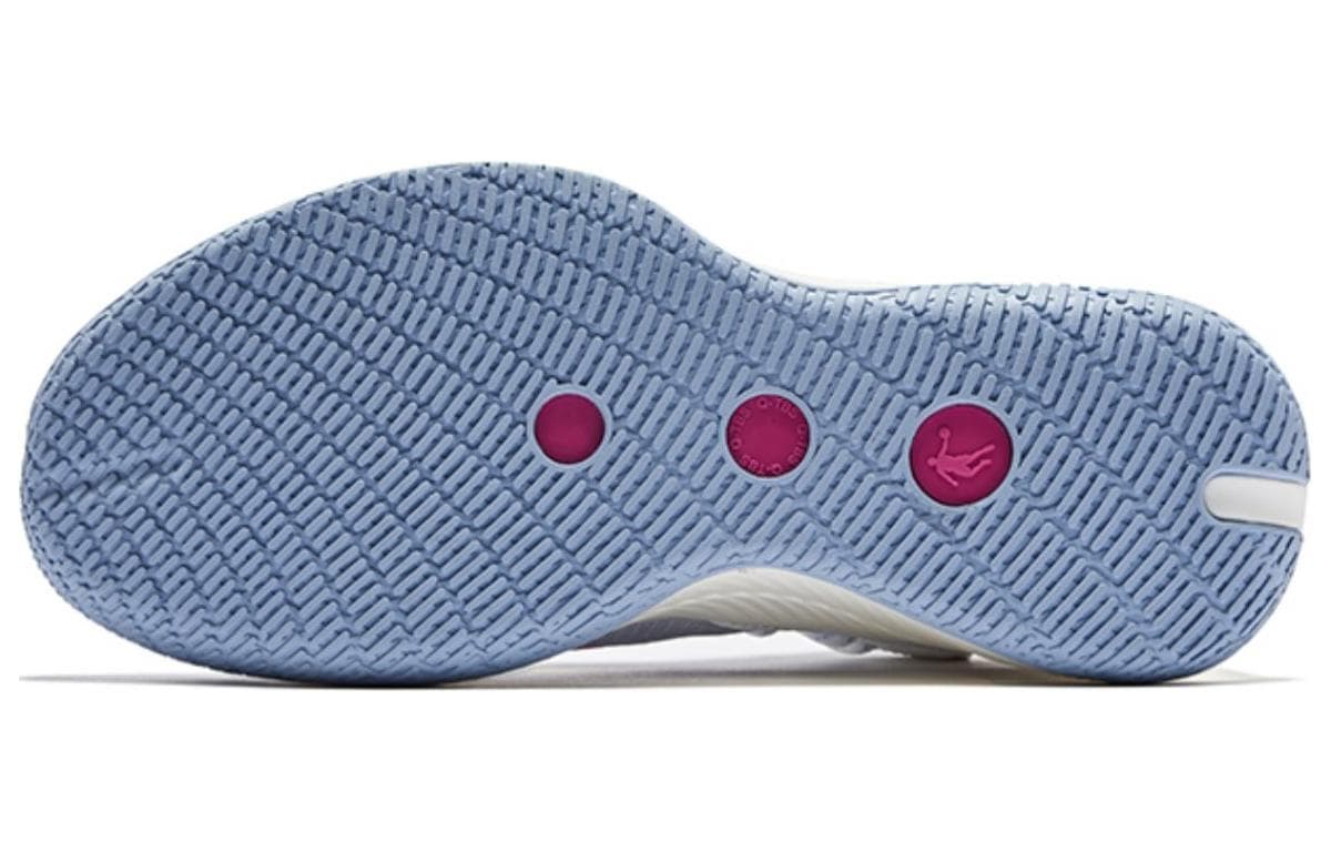 QIAODAN Busters 3Elite устойчивые к истиранию дышащие баскетбольные кроссовки с высоким берцем мужские белые дымчатые дождевые синие