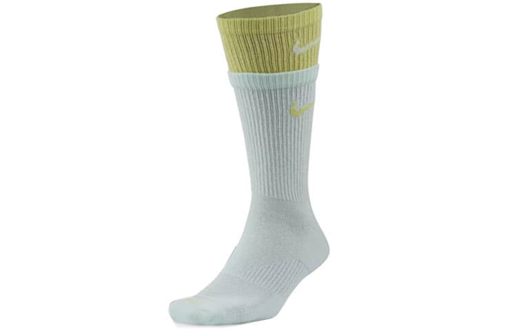 Nike Unisex Mid-Calf Socks
