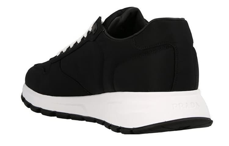 Кроссовки PRADA из нейлона с треугольным логотипом