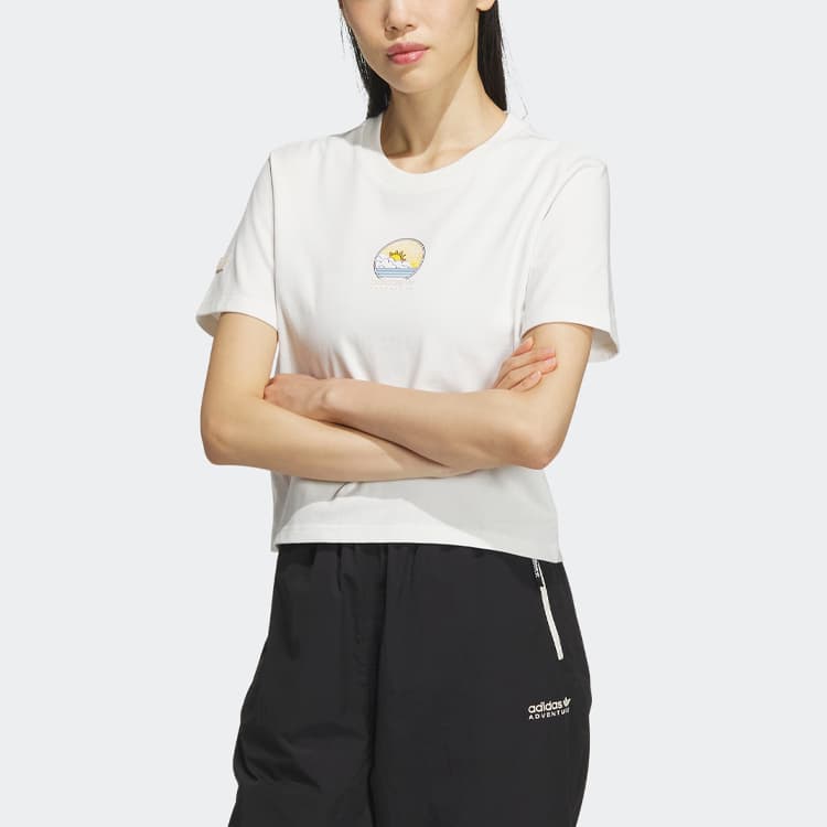 Женская уличная футболка adidas originals Cloud White