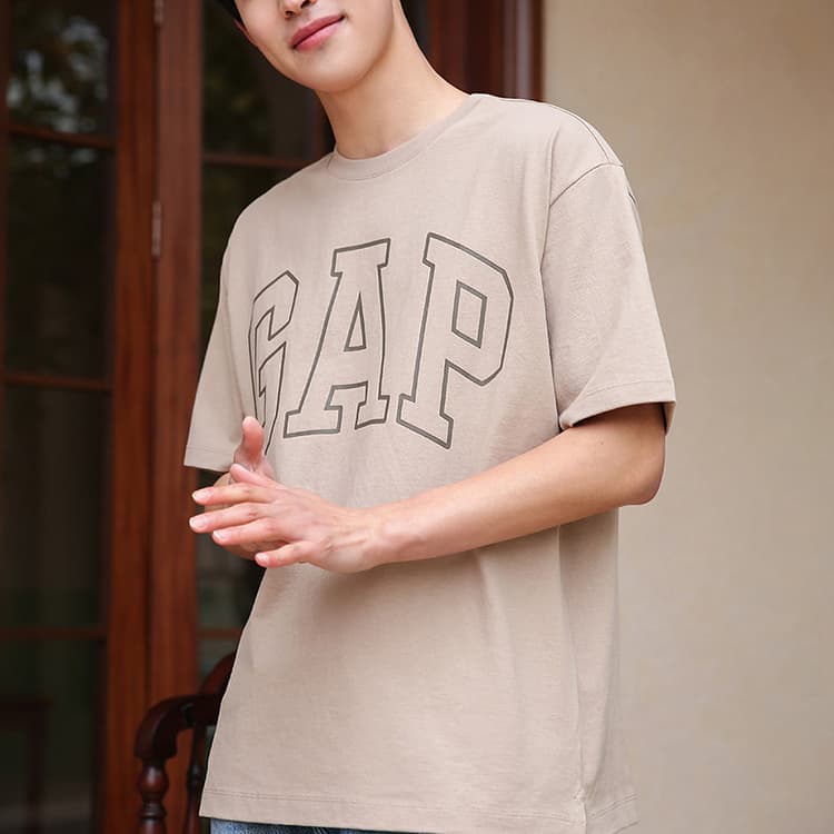 Футболки GAP унисекс