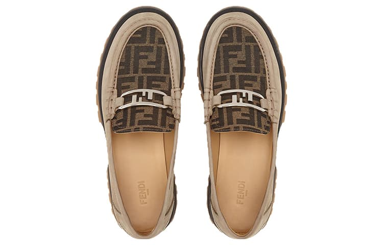 Кожаные лоферы FENDI с логотипом