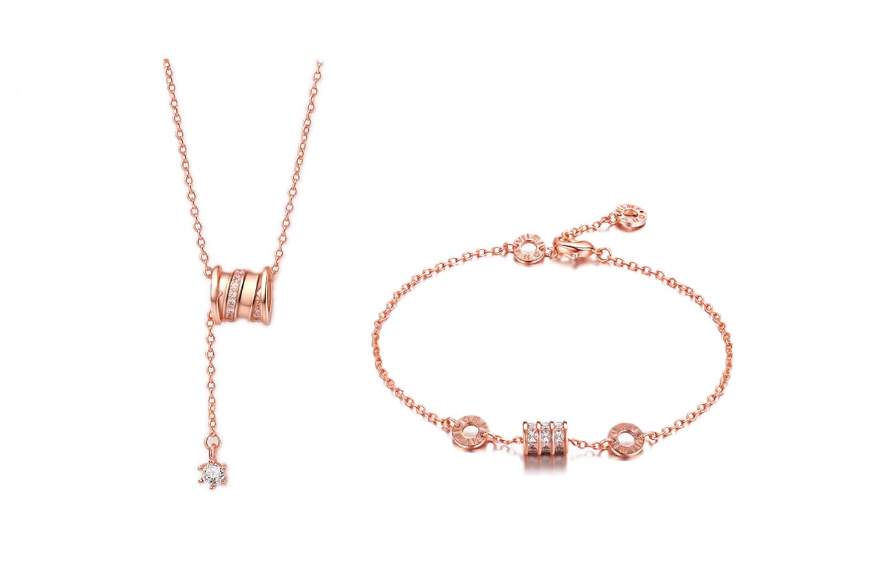 SHARK BABY Alloy Necklaces Women's