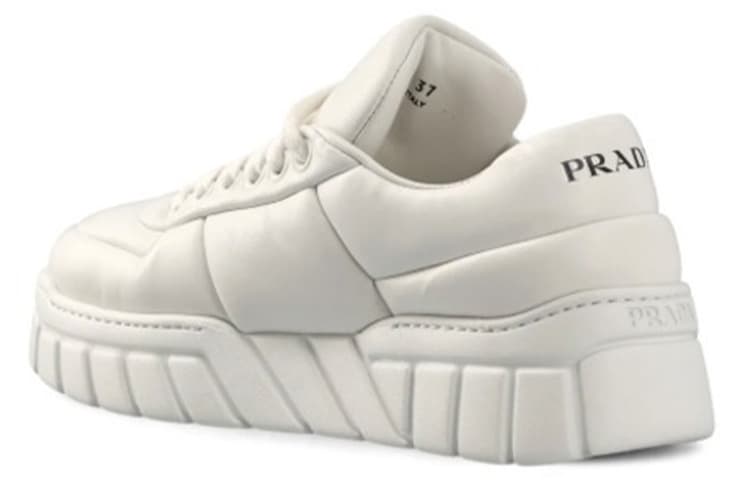PRADA Кроссовки из кожи наппа с подкладкой, белые, женские