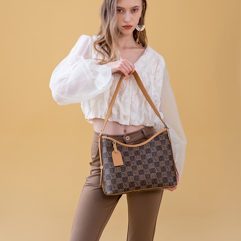 VANESSA HOGAN Сумка для мамы из ПВХ с монограммой Большая сумка Сумка для покупок Сумка на плечо Обычная женская Темно-коричневая