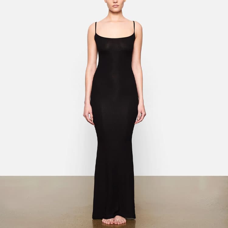 Длинное платье-комбинация Skims Soft Lounge, оникс