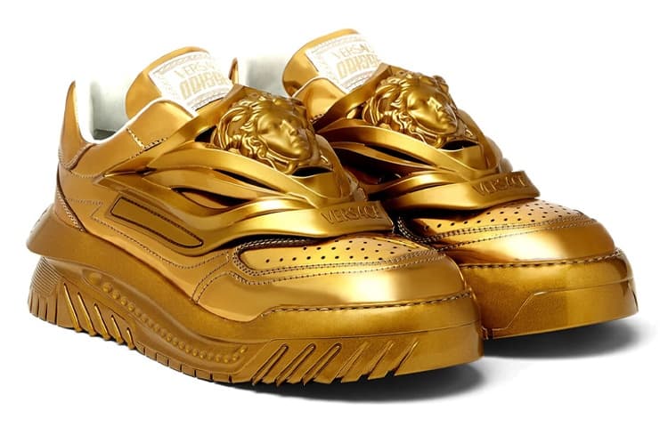 Резиновые кроссовки VERSACE Odissea Caged Medusa, цвет «золотой металлик»