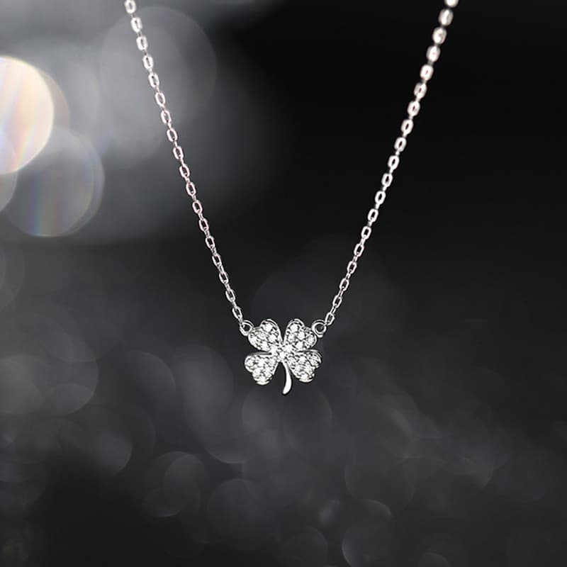 HOLLY RYAN Ожерелья женские