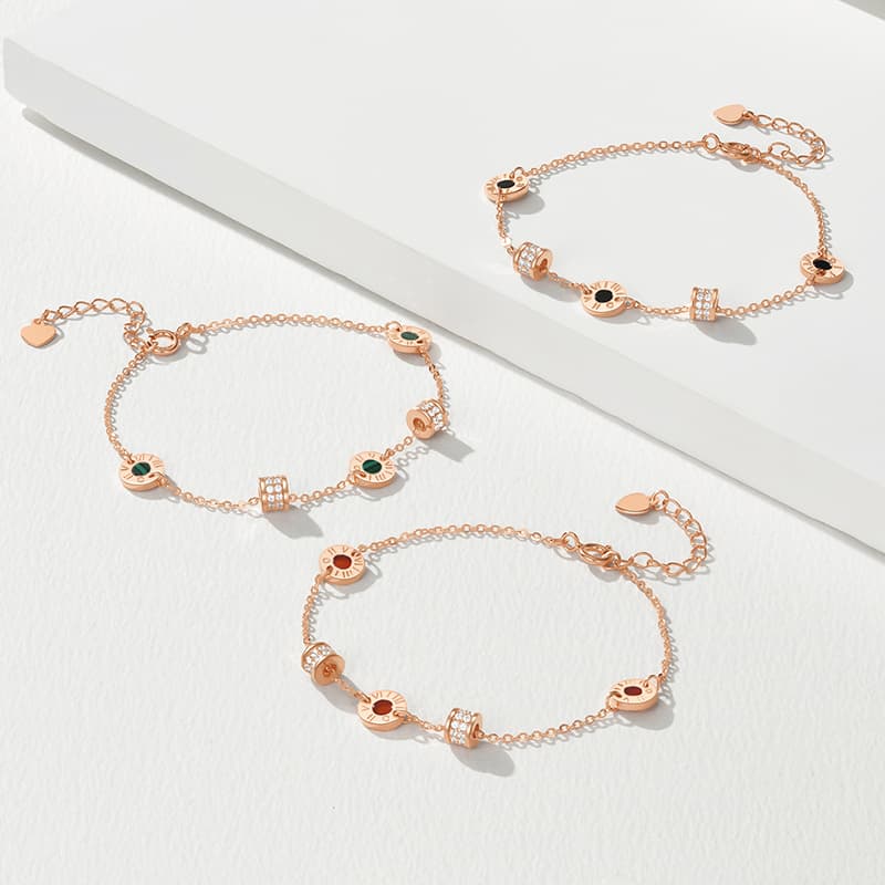 CHOW TAI SENG S925 Серебряные браслеты женские