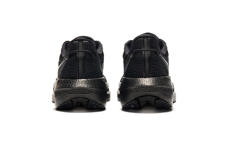 Saucony Triumph Victory 21 амортизирующие нескользящие износостойкие дышащие низкие кроссовки мужские черные