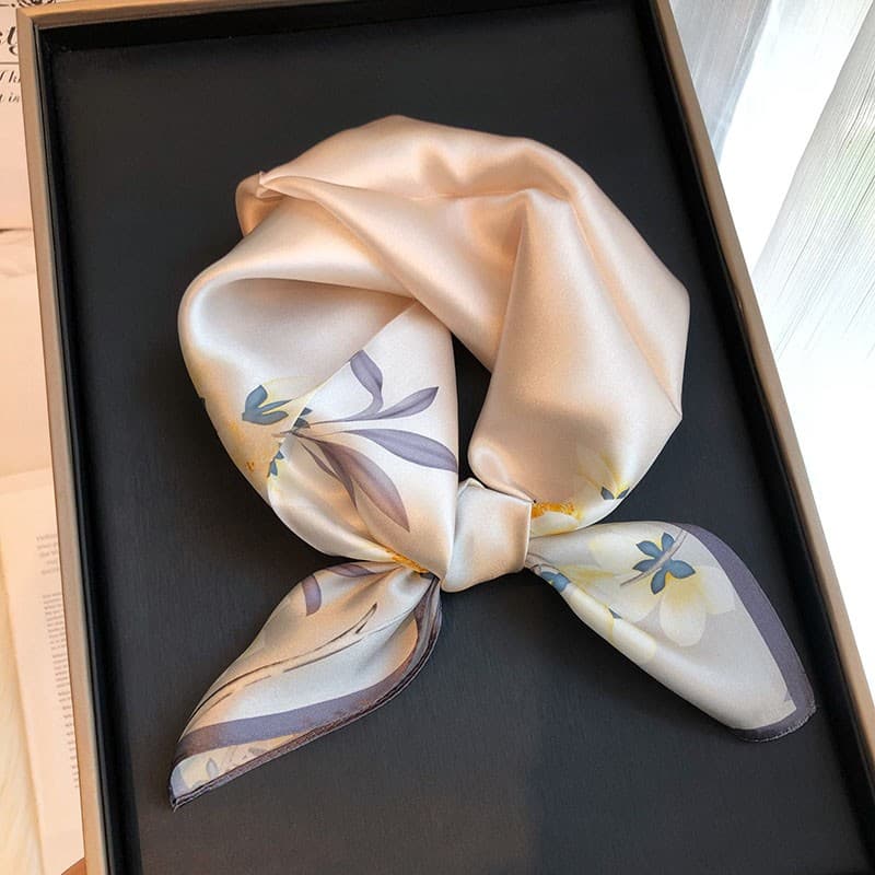 VINEY Шелковые шарфы женские