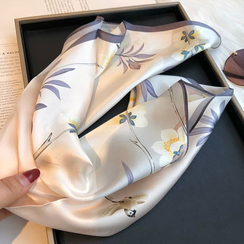 VINEY Шелковые шарфы женские