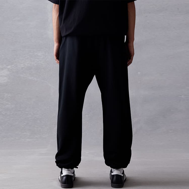 Кремовые спортивные штаны с завязками Fear Of God Essentials