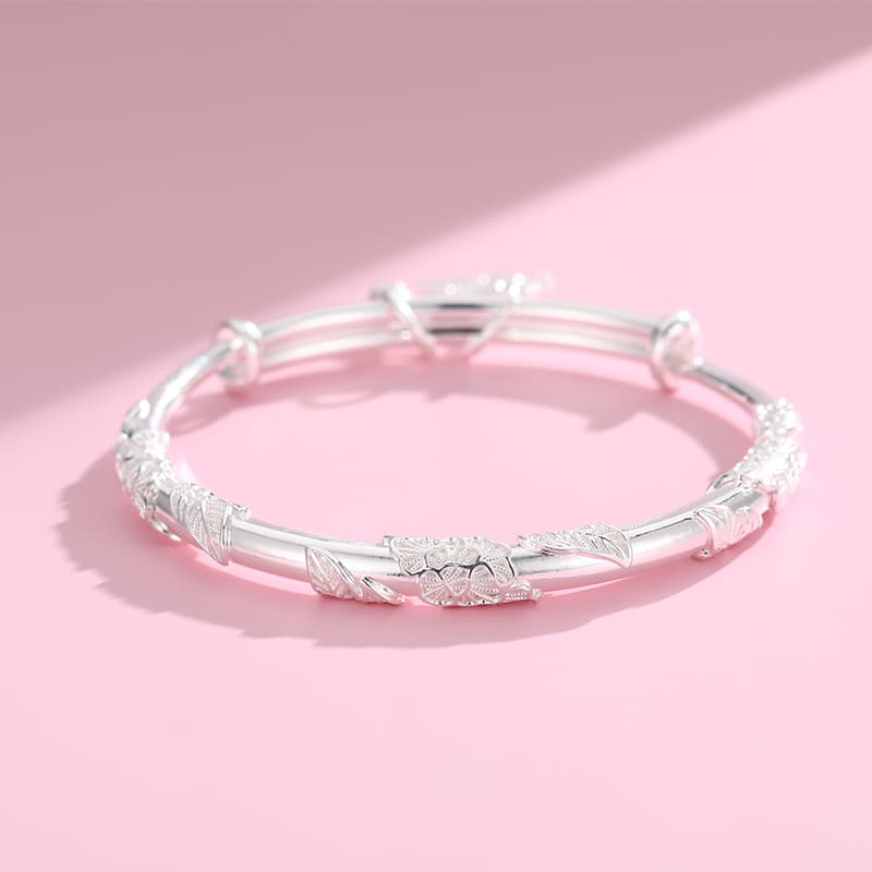 Женские браслеты VANA