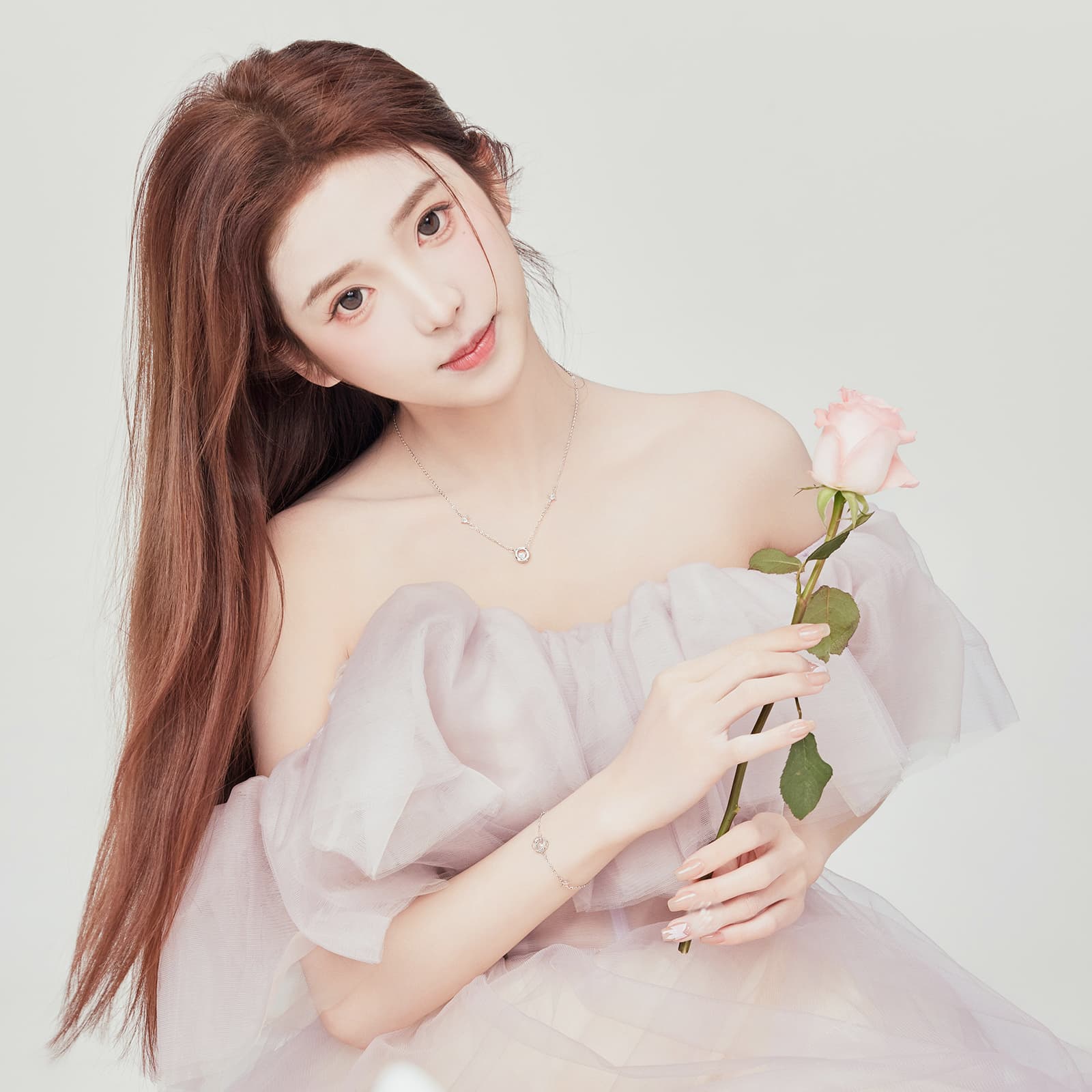 Ожерелья ERROR женские