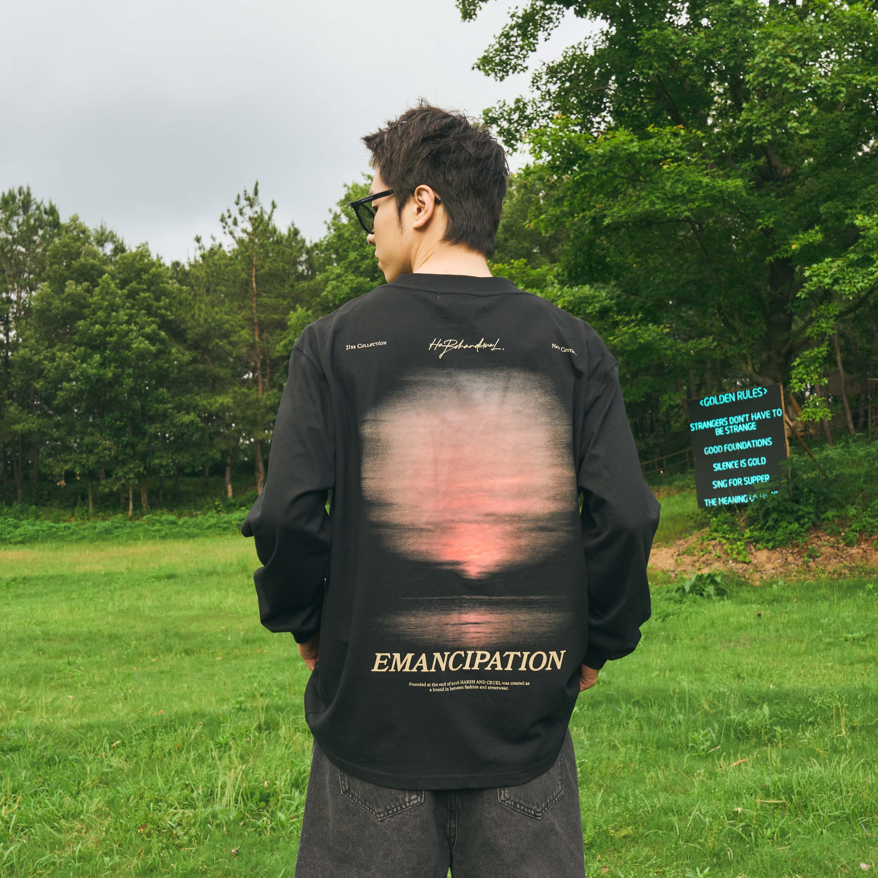 ЖЕСТКОЕ И ЖЕСТКОЕ Футболки Унисекс