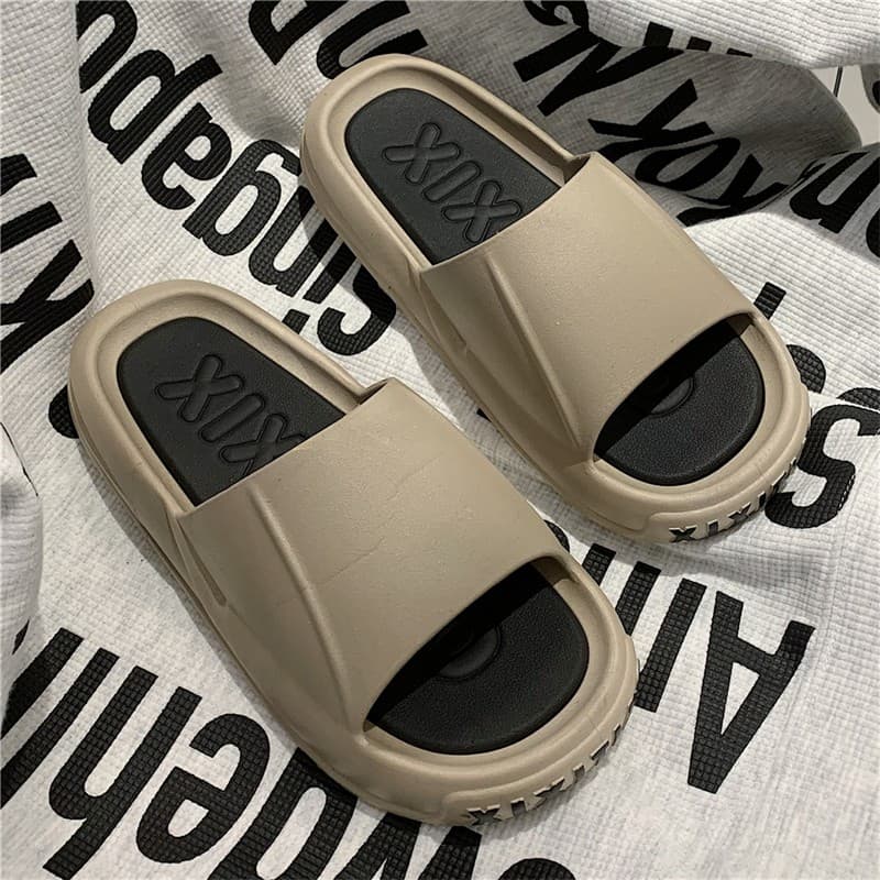 Домашние тапочки в тонкую полоску Desert Brown