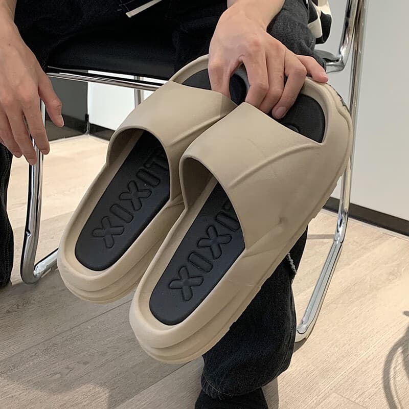 Домашние тапочки в тонкую полоску Desert Brown