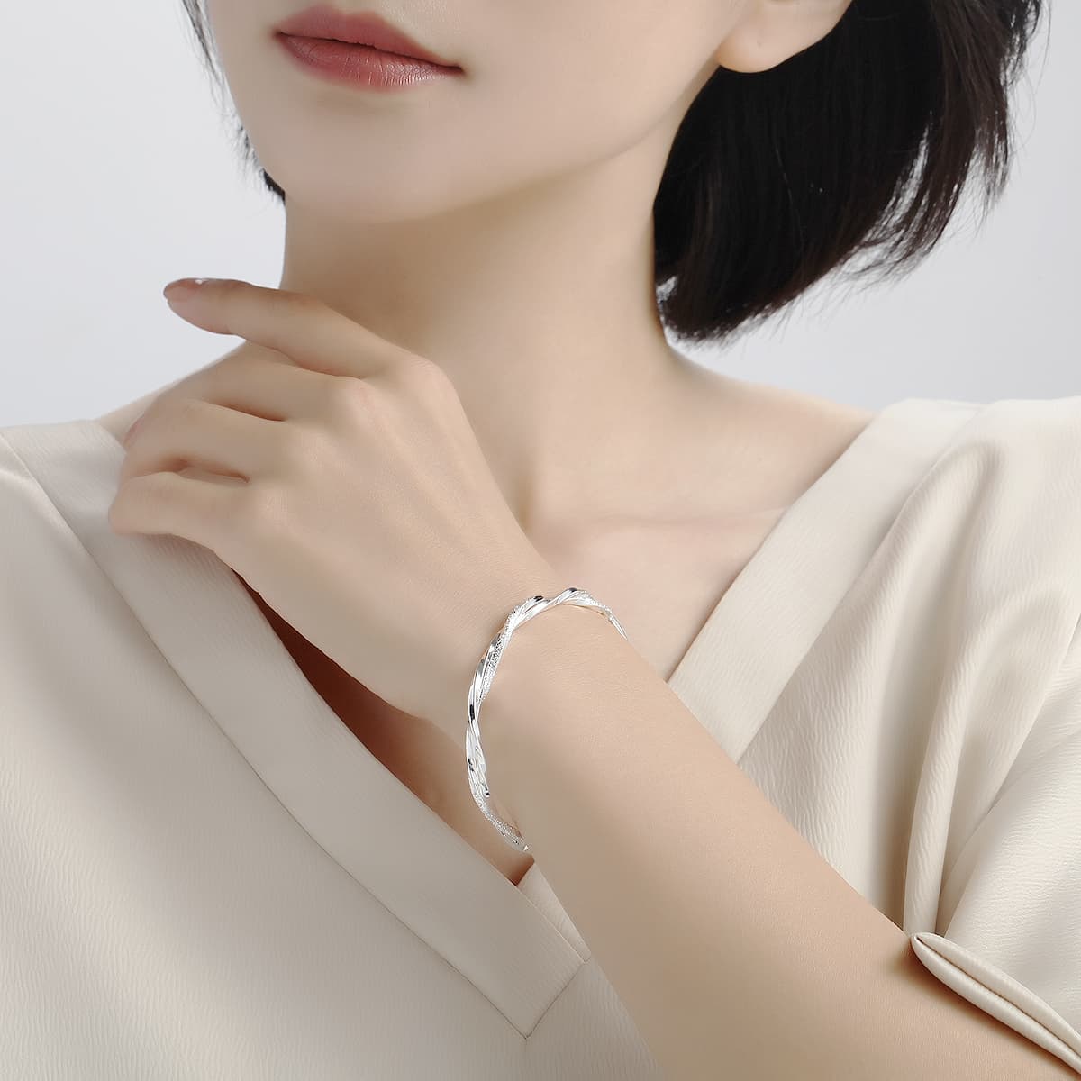 WEST ISLAND Женские браслеты из медного сплава