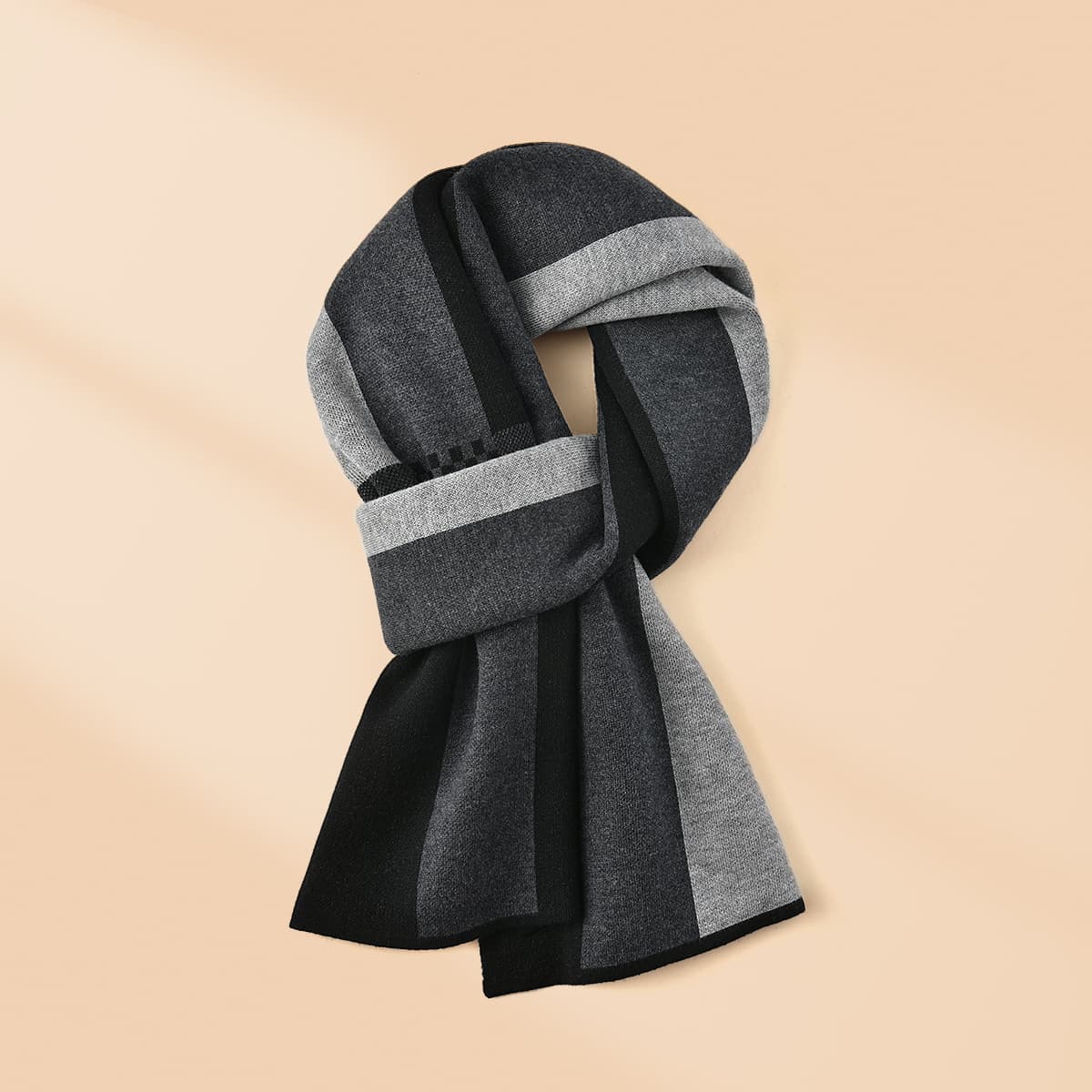 HLA содержит шерстяные шарфы унисекс