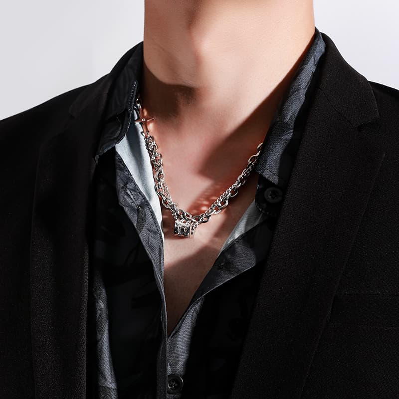 AKAK Ожерелья из титановой стали мужские серебристо-белые/черные