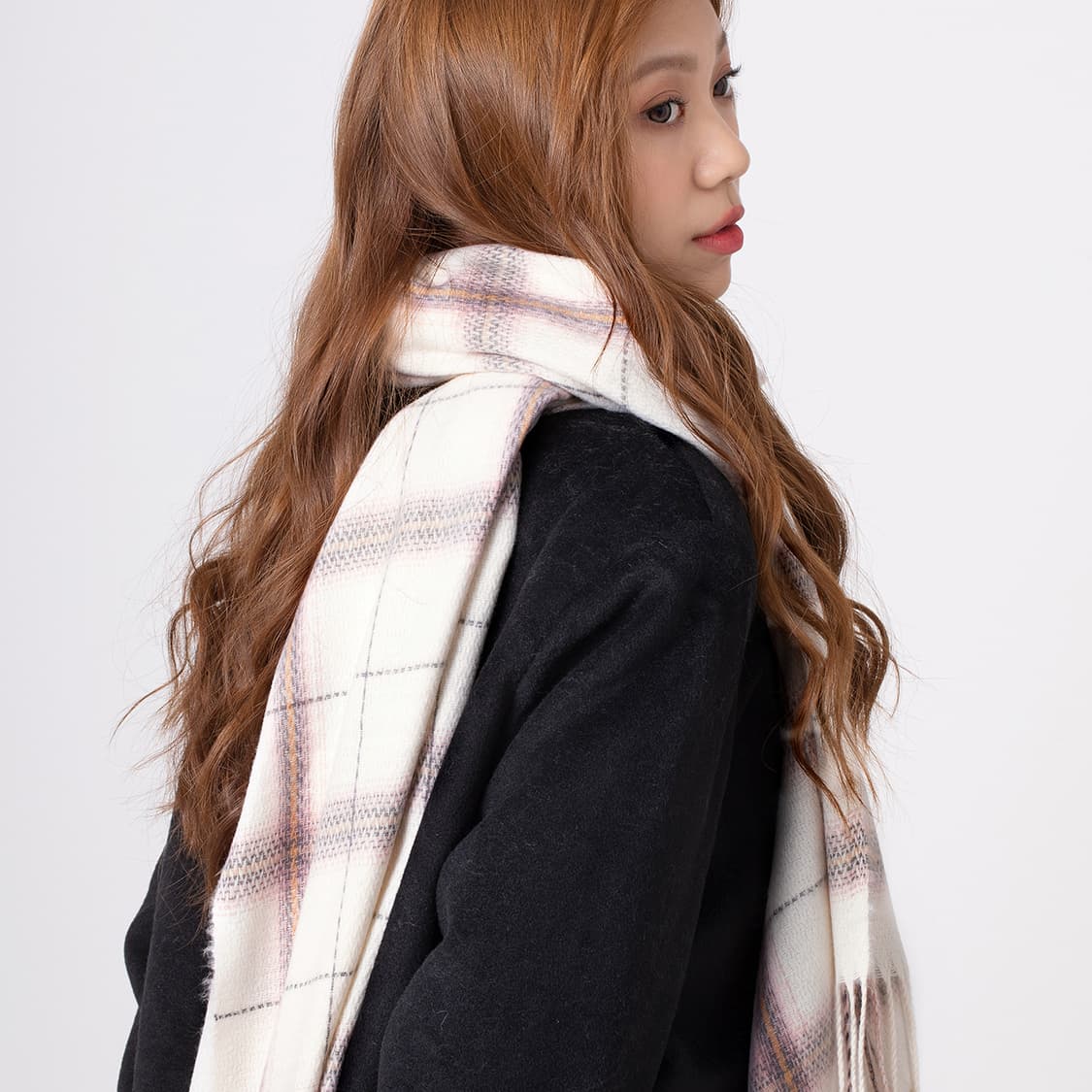 Женские вязаные шарфы Clect из полиэстера