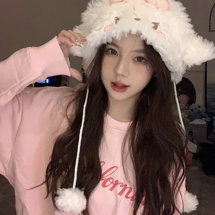 IOTS Шапки женские