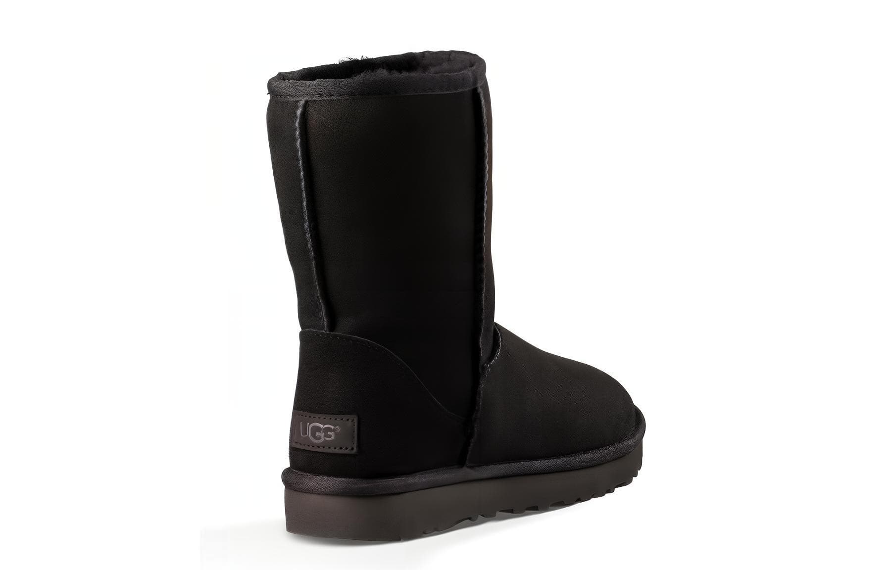 Черные женские UGG Classic Short Ii на флисовой подкладке
